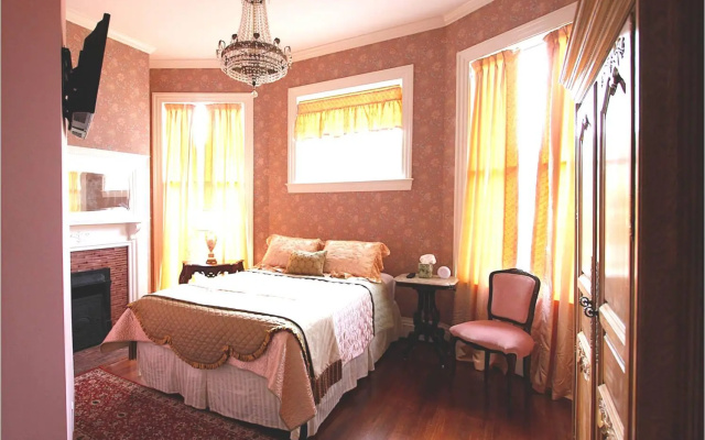 Hassinger Daniels Guest House