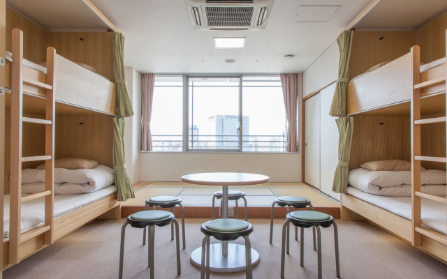 Shin-Osaka Youth Hostel