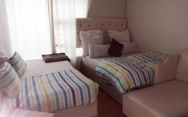 Inams guest House