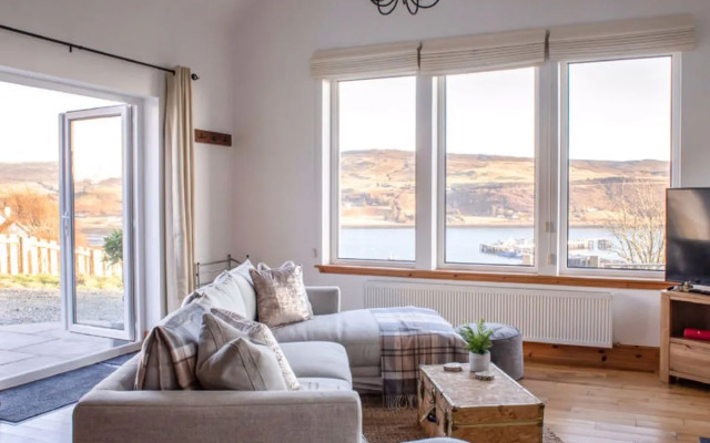 House Bay View North Skye