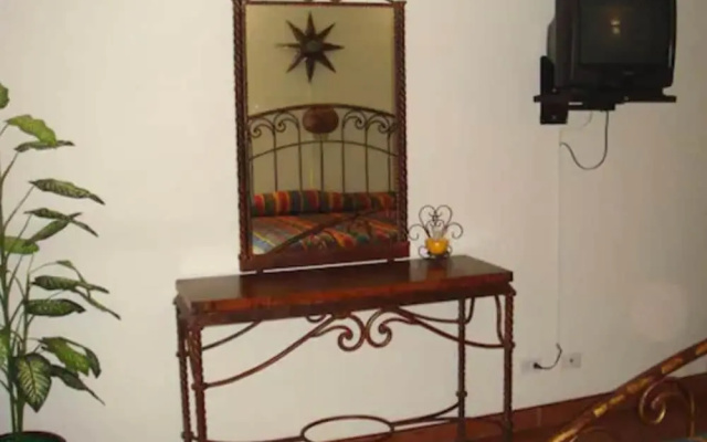 Hotel Pueblito Inn