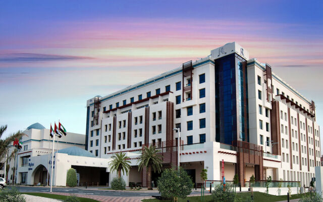 Отель Hili Rayhaan By Rotana ОАЭ, Эль-Айн - отзывы, цены и фото номеров - забронировать отель Hili Rayhaan By Rotana онлайн вид на фасад
