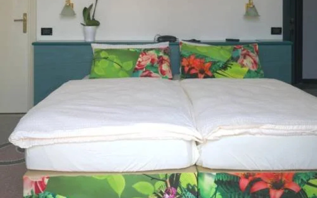 Hotel Flora