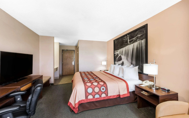 Super 8 by Wyndham Winfield/Quail Ridge Area