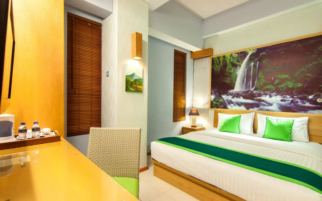 Rhadana Hotel