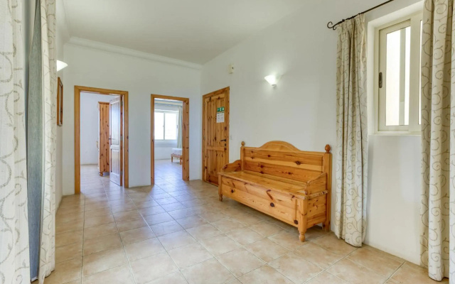 Ta Frenc Apartments