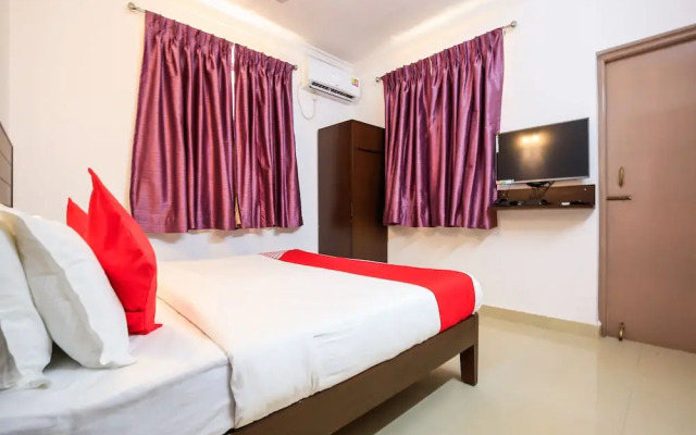 OYO 18647 Pandav City Hotel