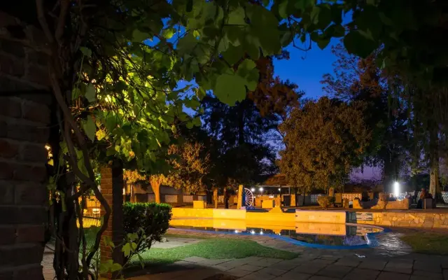 Kadoma Hotel And Conference Center