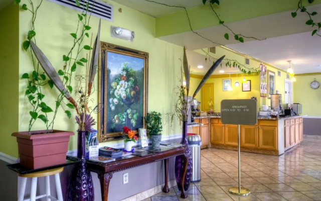 Travel Inn - Athens