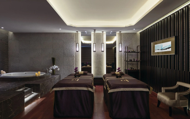 Pullman Haining