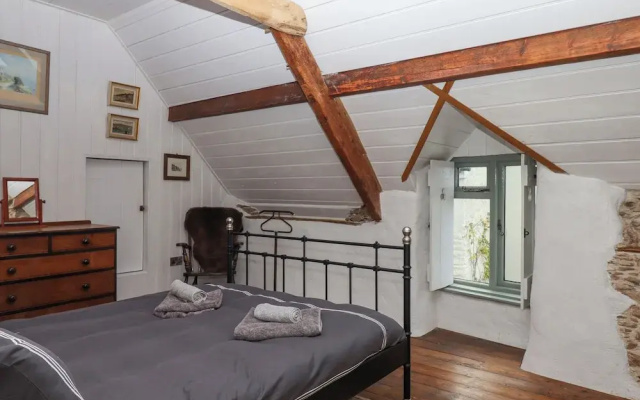Alpha Cottage