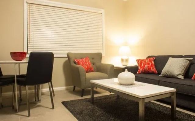 Amaaze Airport Apartments