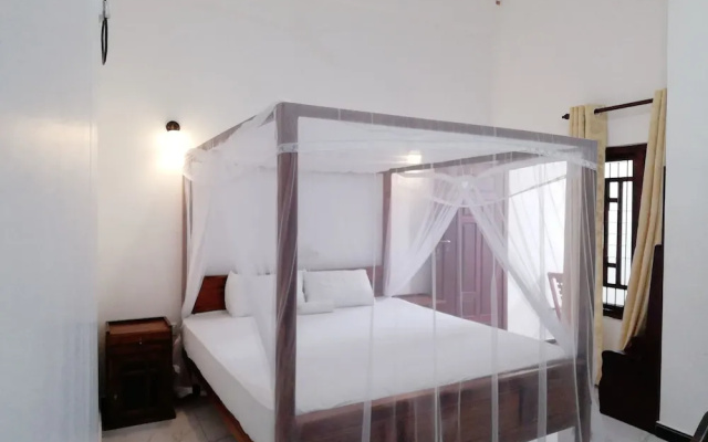 Crocus Resort