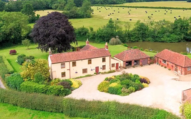Wood Farm Kerdiston