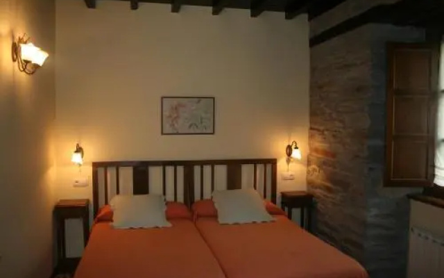 Apartamentos Rurales El Palacio de Doiras