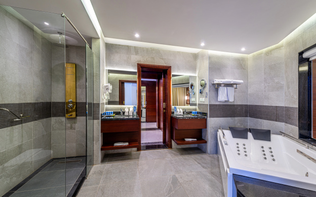 Blue Diamond Hotel