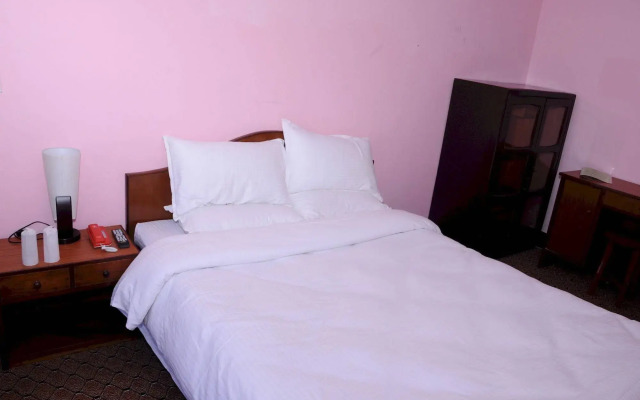 Hotel Himalayan Travellers Inn