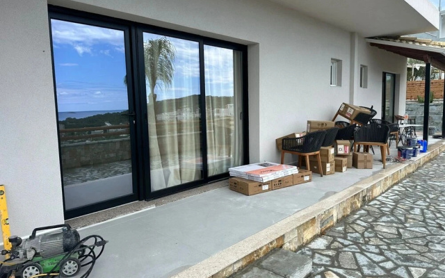 Luxury Villa Oasis
