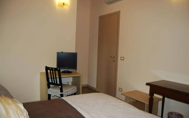 B&B Burlamacco Gold