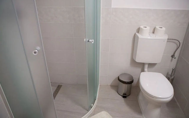 Hunyadi Panzió- Apartmanház