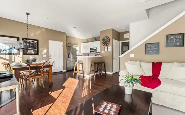 Welcoming 4 BR Sleeps 10 Guests Wl2901
