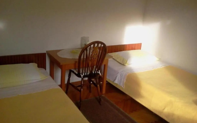Rooms Liva - 60m from the sea