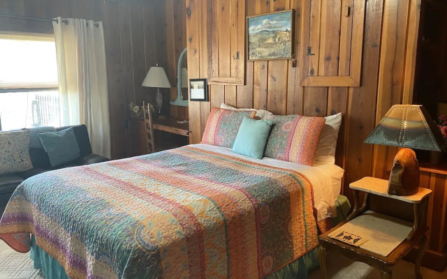 Live Oak B&B