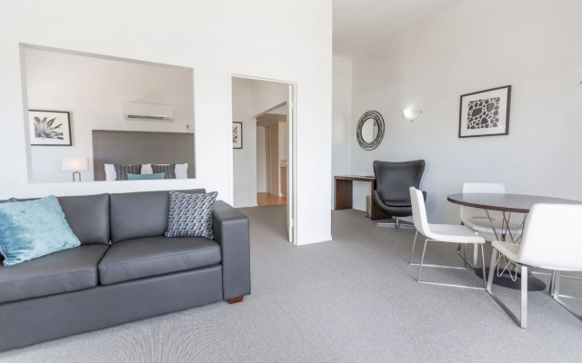 Ramada Hotel Hope Harbour