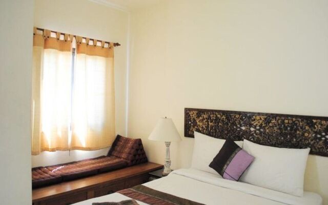 Отель Penzy Guest House вид на фасад