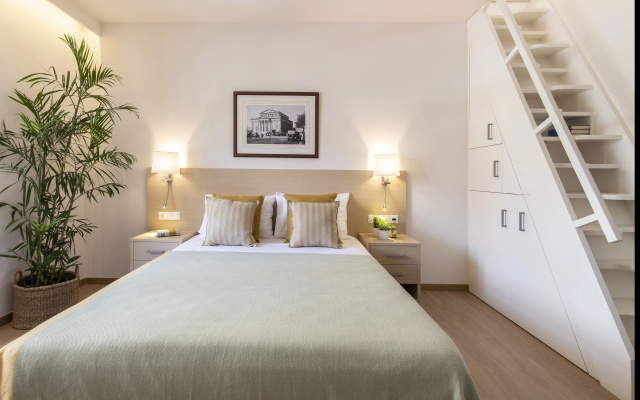 Gallery Suites & Residences, Piraeus