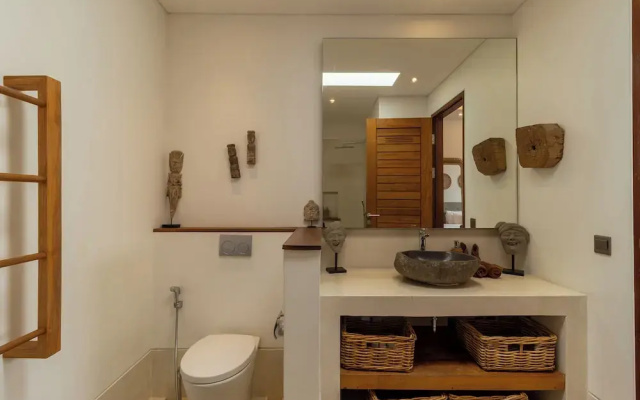 Madura Villa by Betterplace