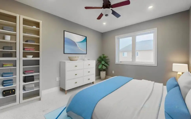 Spacious Family Haven: Modern 4-bedroom Luxury Home