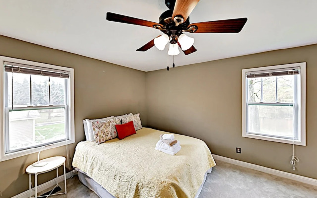 40 Fletcher - 3 Br Home