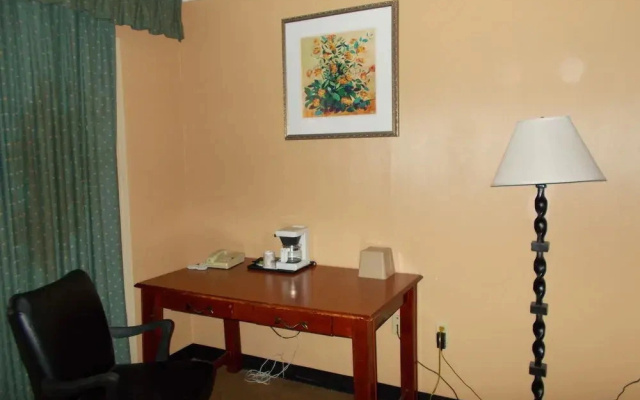 Season's Inn