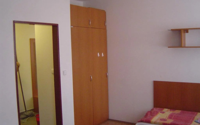 University Hotel