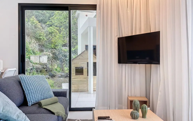 Mar Yam Garden by Atlantic Holiday