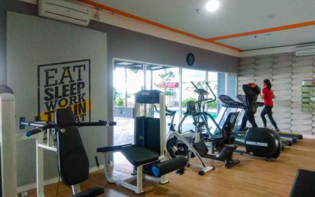 Cozy Studio Grand Dhika City Apartment By Travelio