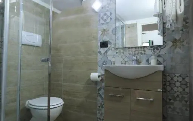 Santa Chiara Apartment