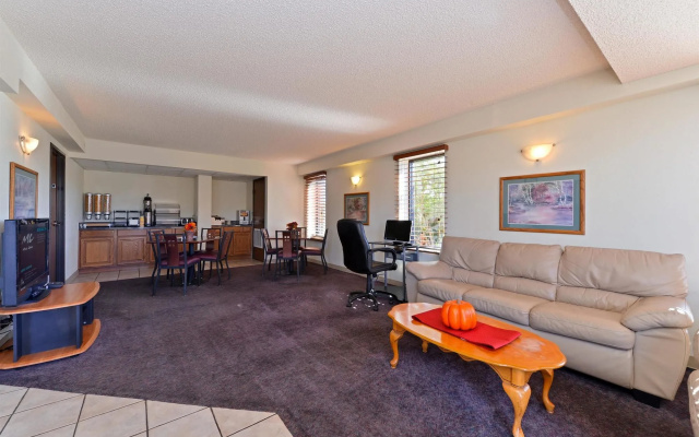 Best Western Elk Inn