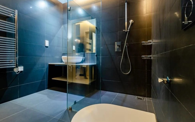 Lux Suites Le marc Luxury Apartments
