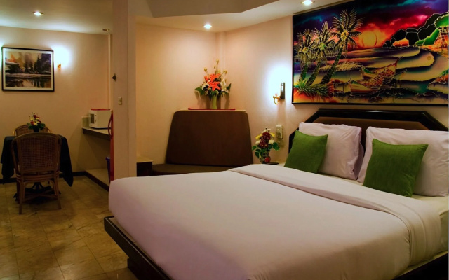Paradise Inn