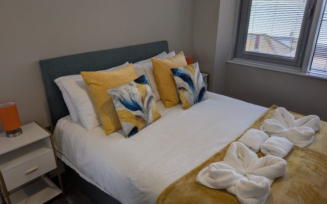 2 bed 1 Bath Seaside Waterfront