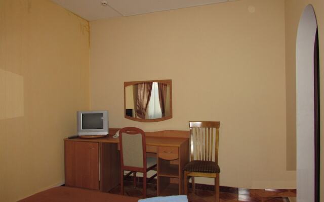 Avesta Hotel
