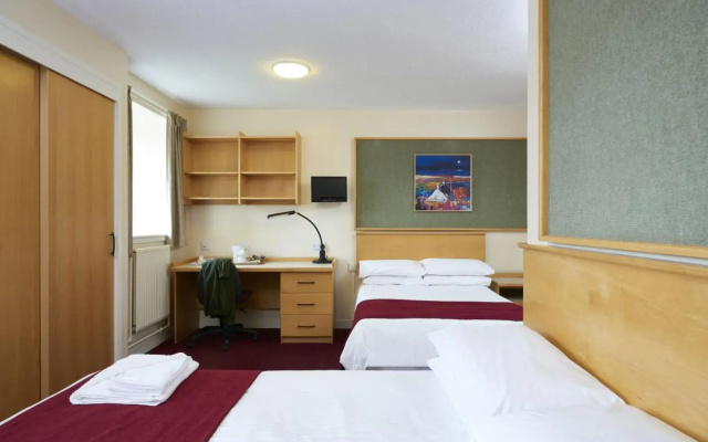 Agnes Blackadder Hall Campus Accommodation