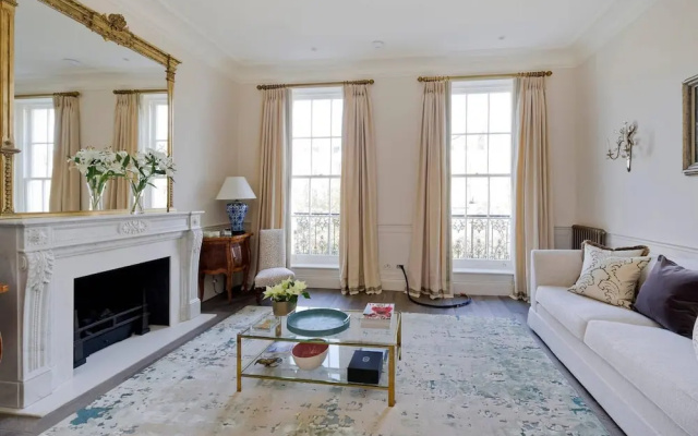 Elegant 5-bed House Chelsea