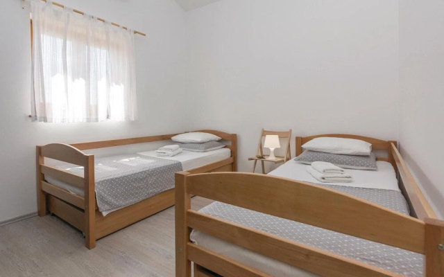 Amazing Home in Maslenica With 4 Bedrooms