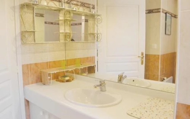 Apartment Immeuble La Rode