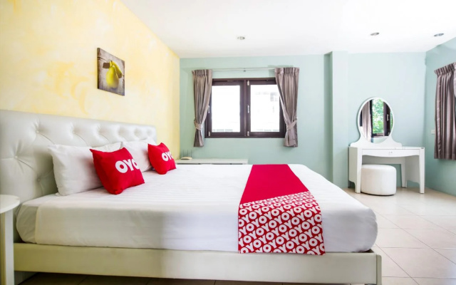 OYO 345 The Click Guesthouse At Chalong