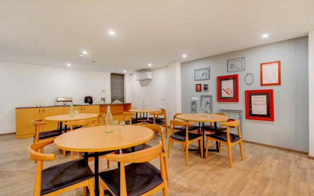 OYO Townhouse 219 Sector 49 Gurgaon