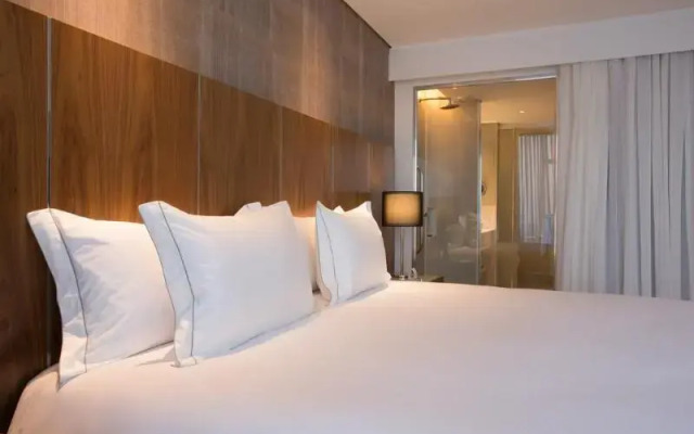 Red Level At Gran Melia Nacional Rio